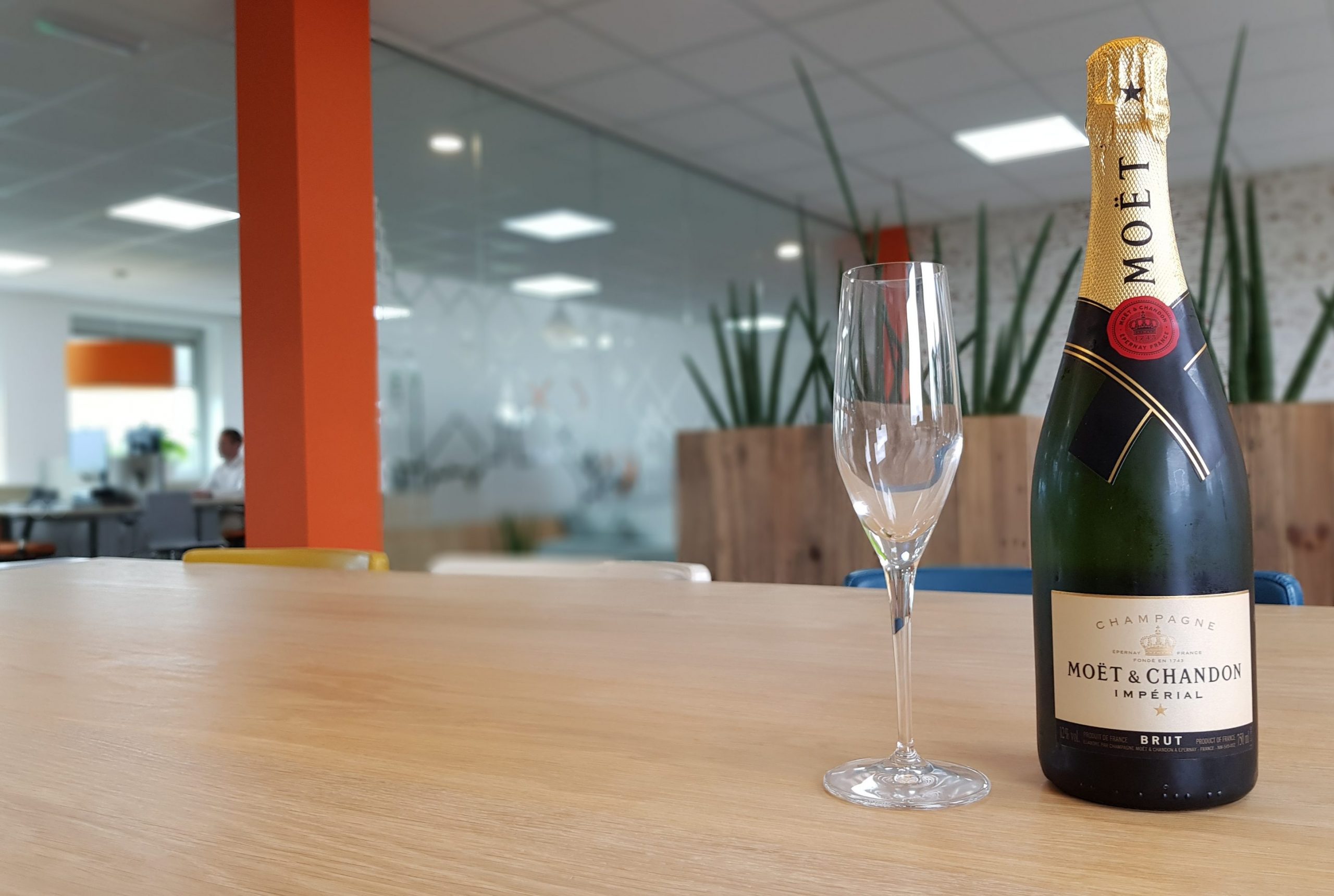 Champagne bij WtbE