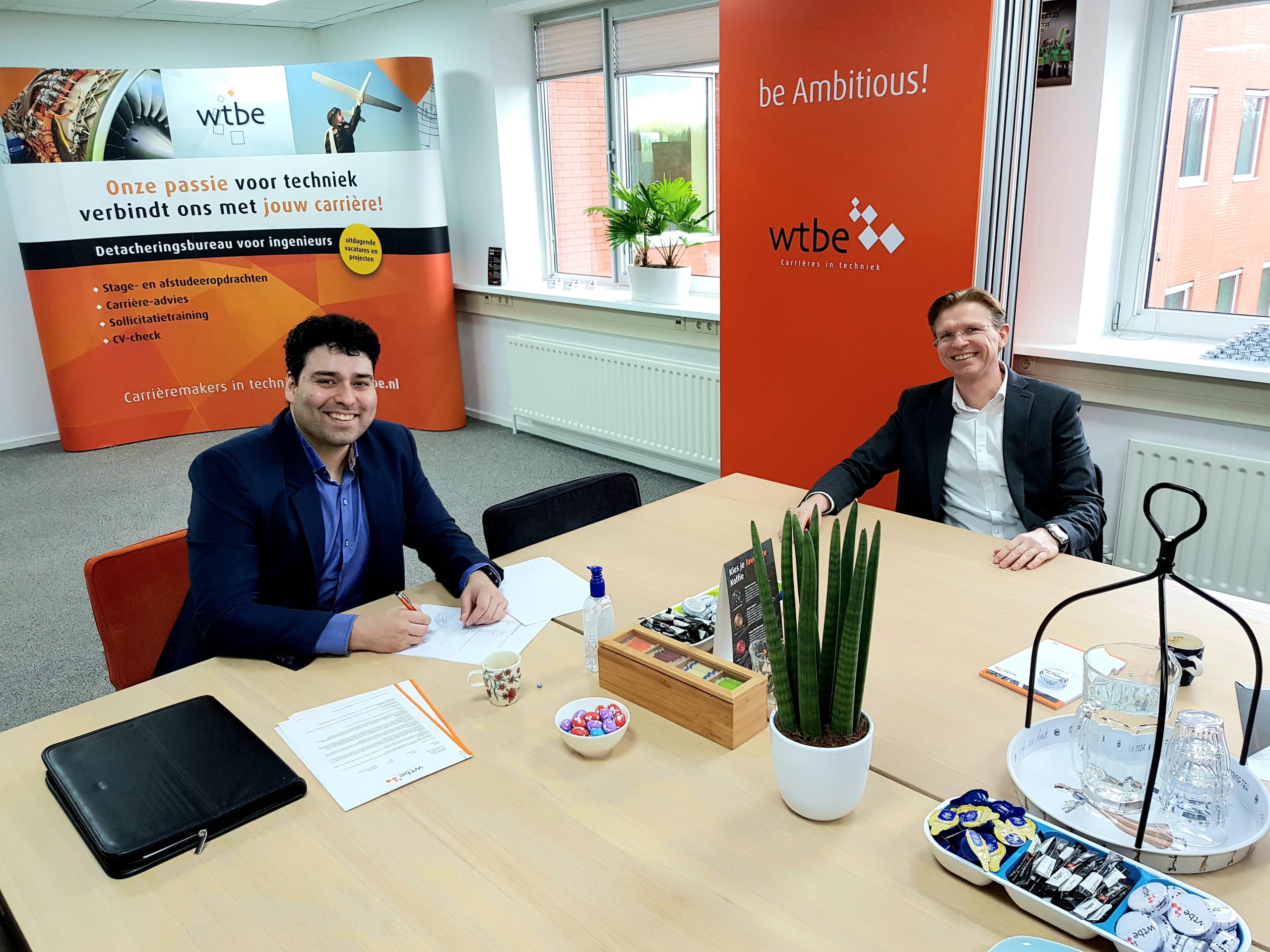 Lauwrens van Supply Chain in overleg met Jacques Mulder