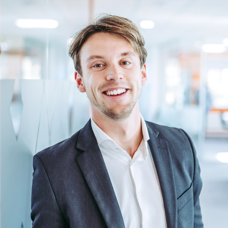 Consultant Carlo Posthumus